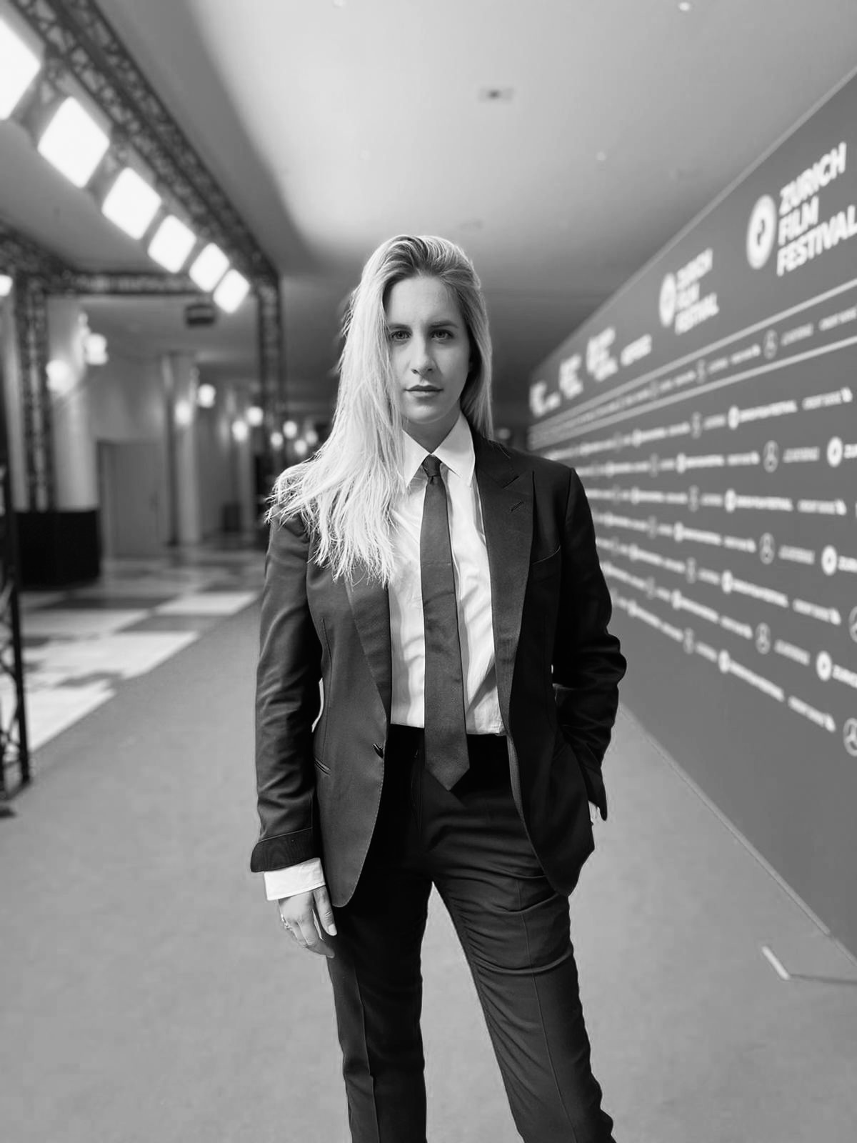 Charlotte Globus Business